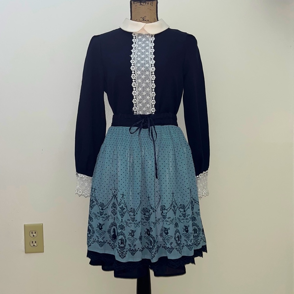 Set of Kawaii KIRO Long Sleeve Top and AXES FEMME Skirt